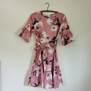 Pink floral ruffle dress. Size medium